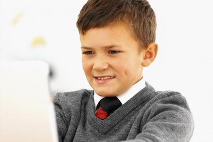 What are the two major branches of online tutoring, and which is right for you?